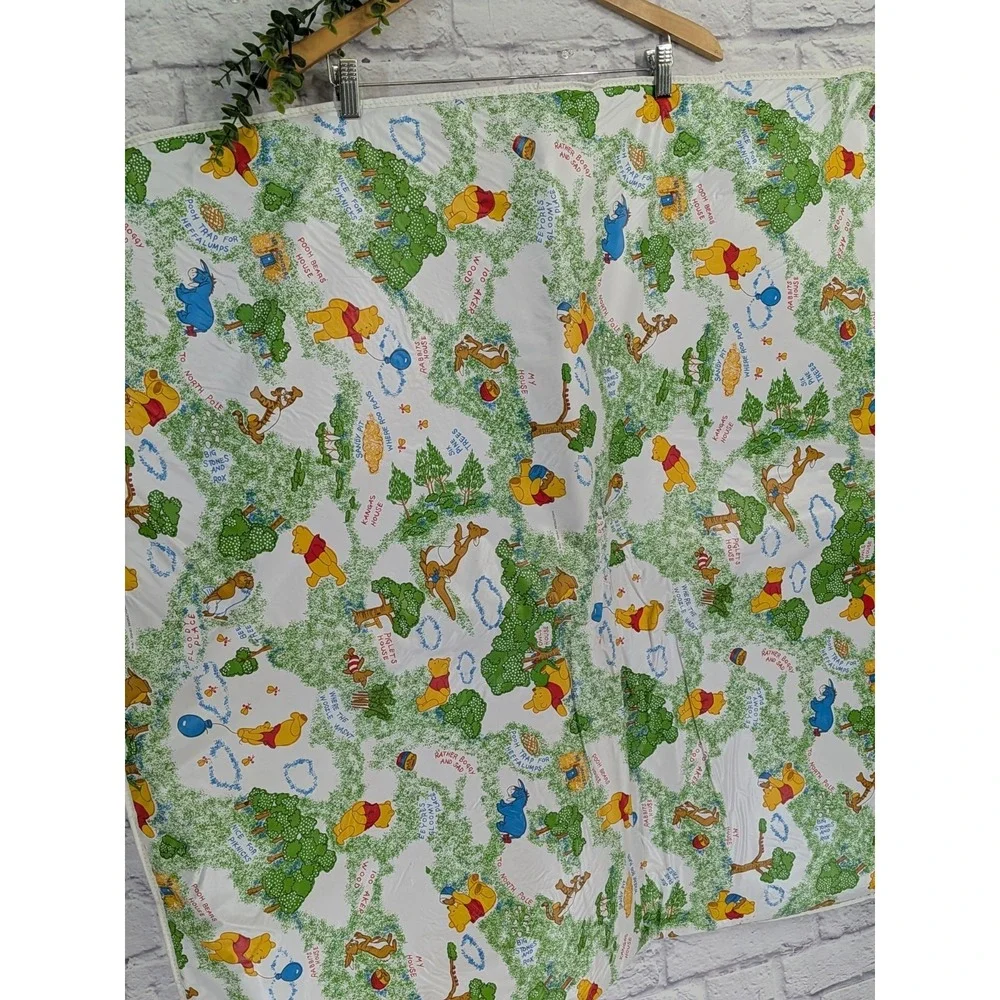 VNTG 1985!🚨Classic Winnie The Pooh Wipeable Activity Play Floor Mat Sensory 38